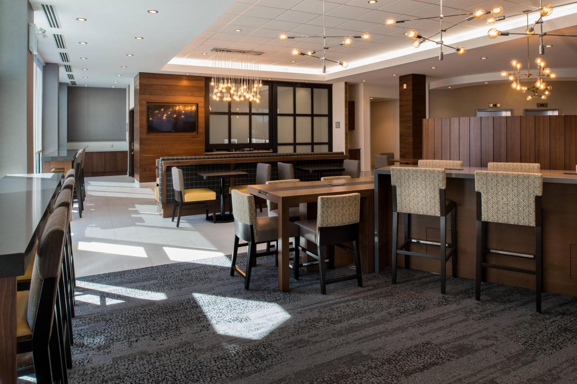 Towneplace Suites By Marriott Saskatoon Exterior photo